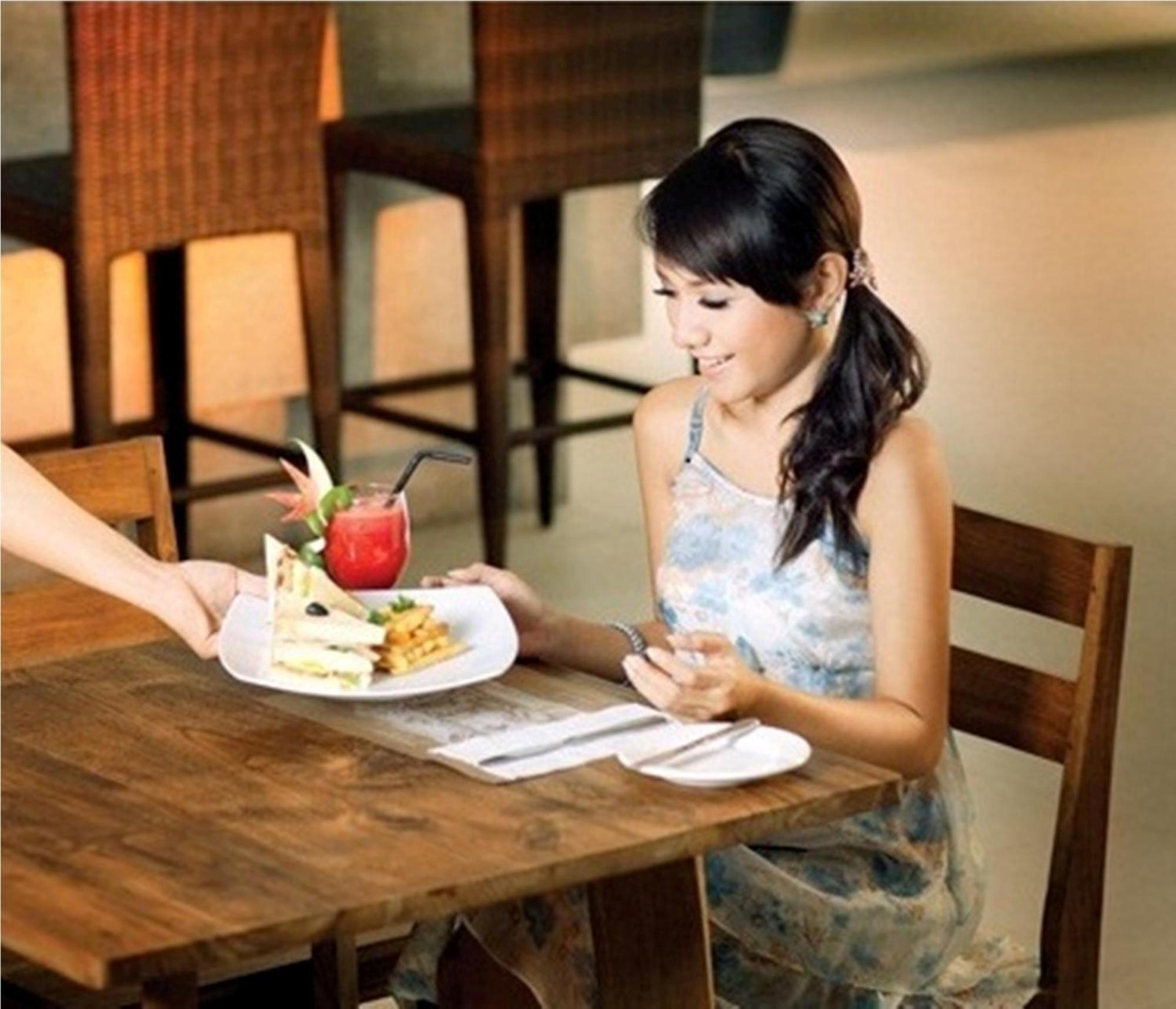 Ananta Legian Hotel Kültér fotó